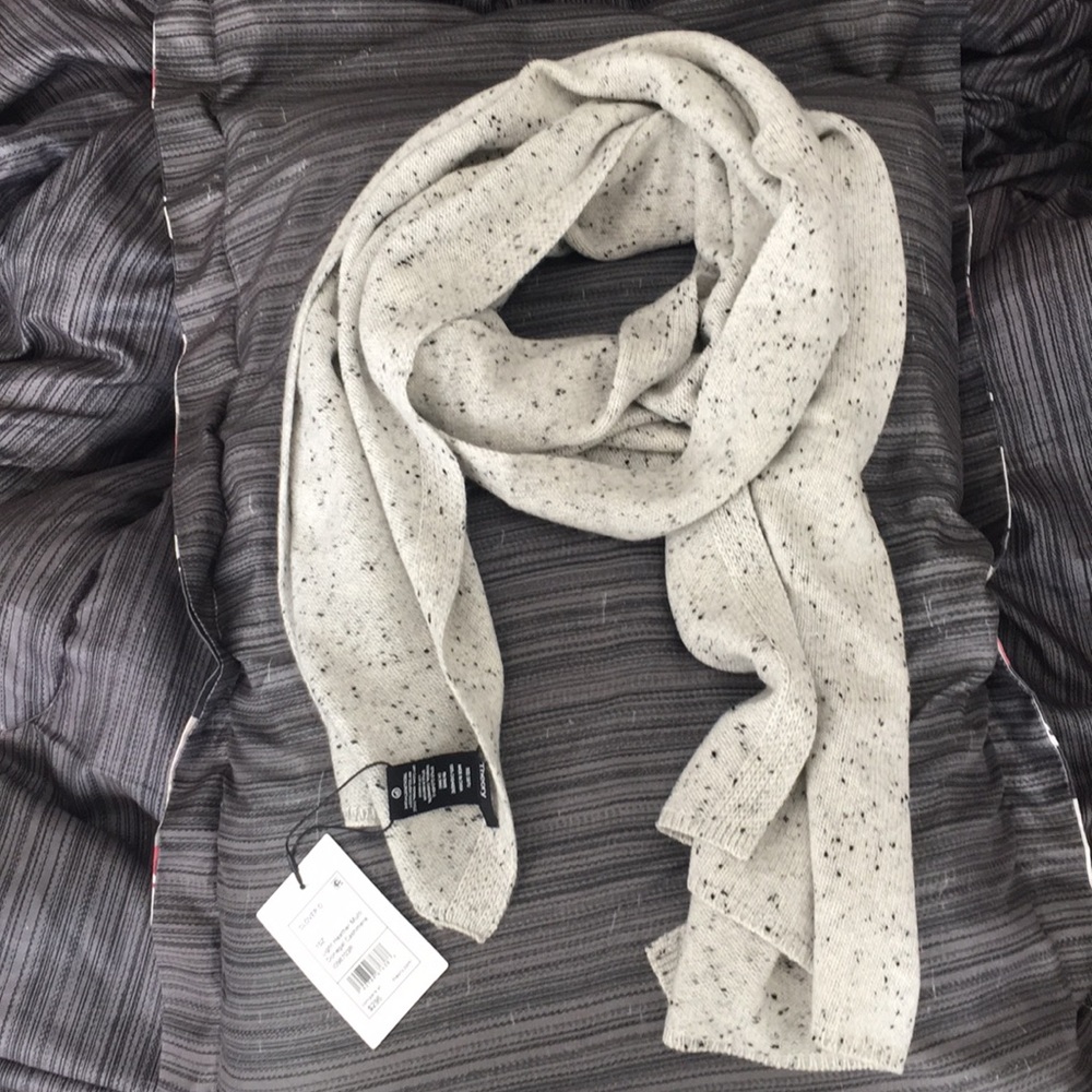 New 100% Cashmere Theory Scarf Grey